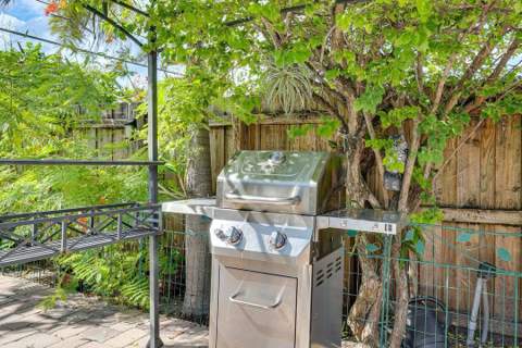 1313 SE 1st Way, Deerfield Beach FL - photo 8 of 36