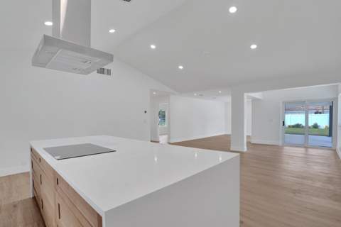 2009 SW 36th Avenue, Delray Beach FL - photo 23 of 39