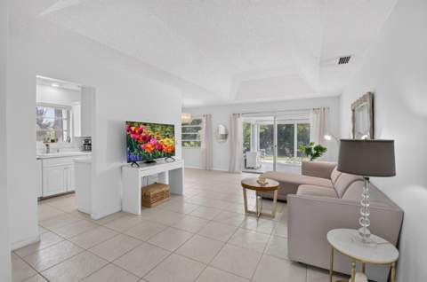20892 Concord Green Drive, Boca Raton FL - photo 8 of 50