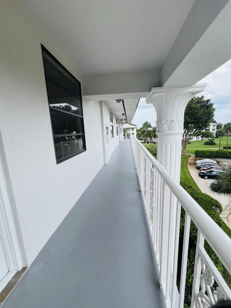 2 bedroom Condominium at 3635 Whitehall Drive #404, Whitehall Condo Of The Lands Of The President, West Palm Beach — photo 3