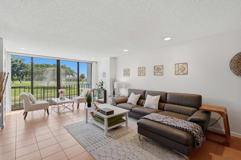 2 bedroom Condominium at 4489 Luxemburg Court #202, Fountains Of Palm Beach Condo 3, Lake Worth — photo 1