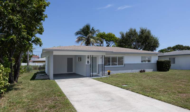 3 bedroom Single Family Residence at 215 Evergreen Drive, Kelsey City, West Palm Beach — photo 2