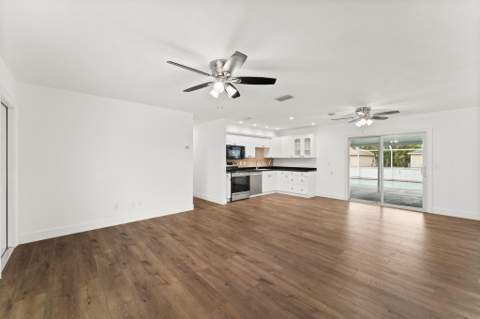 1575 SW Fresno Road, Port St. Lucie FL - photo 8 of 27