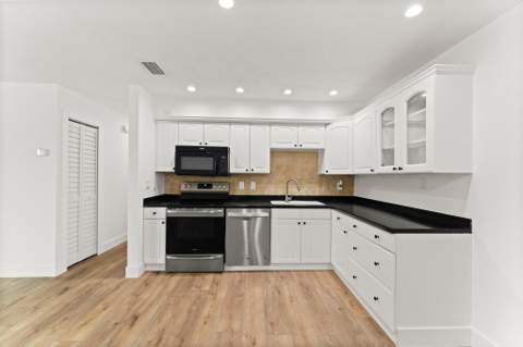 1575 SW Fresno Road, Port St. Lucie FL - photo 11 of 27