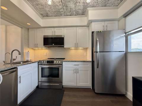 102 Royal Pk Drive #4C, waterfront for sale in Oakland Park