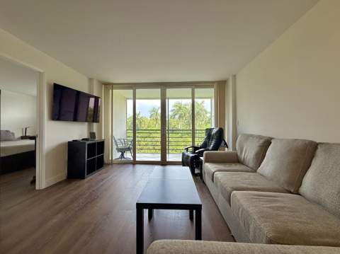 102 Royal Pk Drive #4C, Oakland Park FL - photo 6 of 28