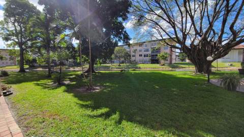 3001 NW 46TH Avenue #104, Lauderdale Lakes FL - photo 11 of 24