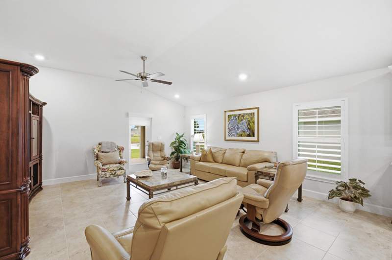 3 bedroom Single Family Residence at 5476 Lugo Street, Waterstone Phase Three, Fort Pierce — photo 4