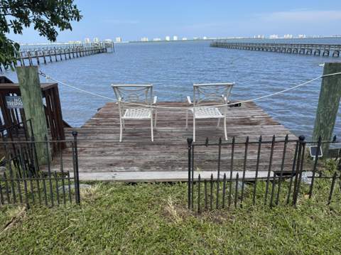 13605 S Indian River Drive, Jensen Beach FL - photo 7 of 55