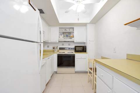 11811 Ave Of The PGA #5-3C, Palm Beach Gardens FL - photo 8 of 24