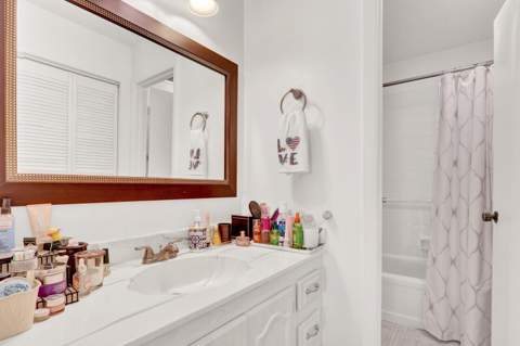 615 Laconia Circle, Greenacres FL - photo 10 of 37