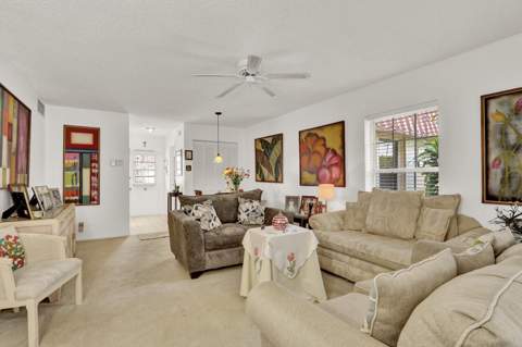 615 Laconia Circle, Greenacres FL - photo 15 of 37