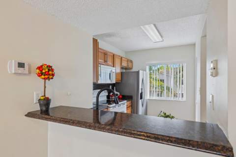 167 RIVIERA Circle, Weston FL - photo 6 of 44