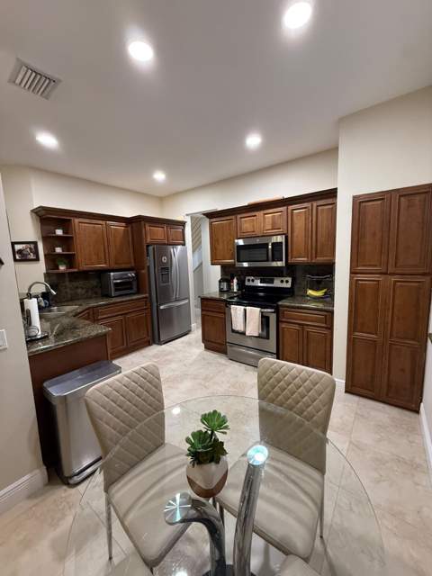 844 Falling Water Road, Weston FL - photo 12 of 25