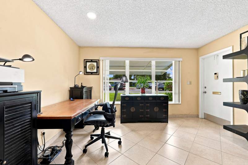 1 bedroom Condominium at 415 High Point Boulevard #B, High Point Of Delray Beach Condo Sec II, Delray Beach — photo 3