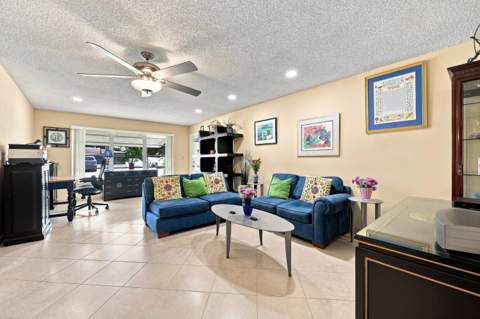 415 High Point Boulevard #B, Delray Beach FL - photo 8 of 36