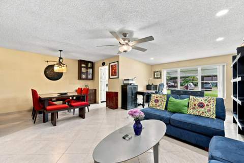 415 High Point Boulevard #B, Delray Beach FL - photo 7 of 36