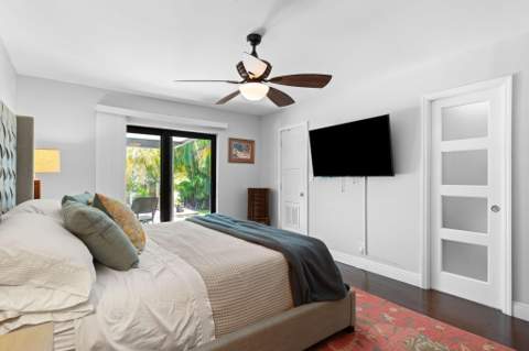 1230 Taylor Street, Hollywood FL - photo 14 of 32