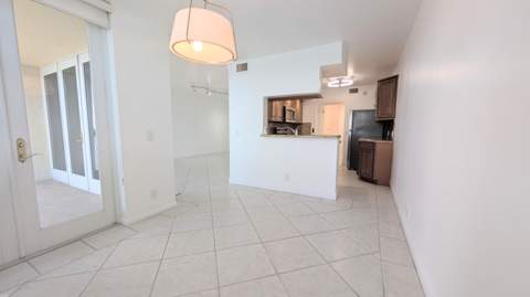105 Lake Emerald Drive #810, Oakland Park FL - photo 11 of 18