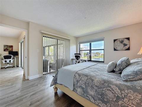 2309 S Cypress Bend Drive #515, Pompano Beach FL - photo 8 of 26