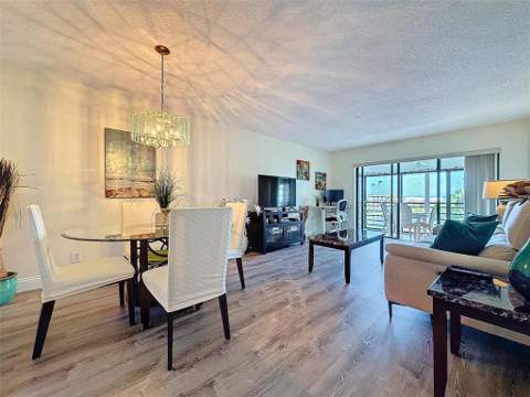 2309 S Cypress Bend Drive #515, Pompano Beach FL - photo 6 of 26