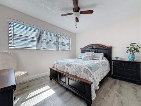 2309 S Cypress Bend Drive #515, Pompano Beach FL - photo 13 of 26