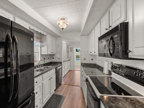 44 Village Lane, Jensen Beach FL - photo 20 of 47