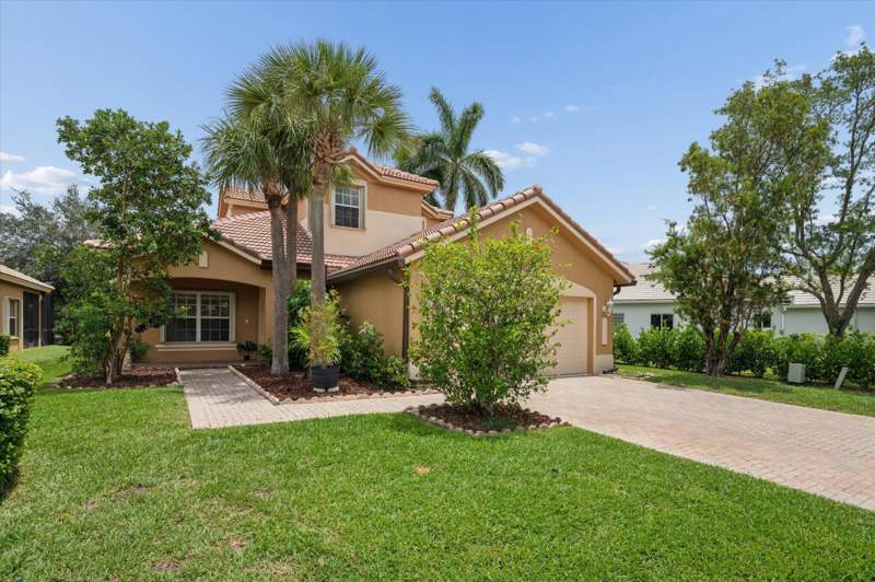4 bedroom Single Family Residence at 11259 NW 65th Manor, Parkland Isles, Parkland — photo 2
