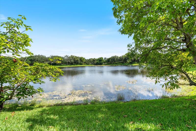 4 bedroom Single Family Residence at 11259 NW 65th Manor, Parkland Isles, Parkland — photo 5