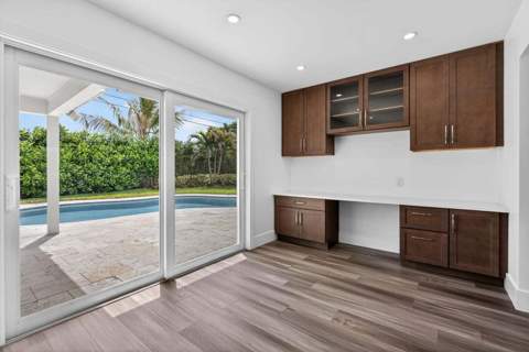 364 Venus Avenue, Tequesta FL - photo 18 of 64
