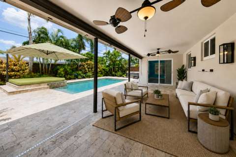 4821 NE 6Th Avenue, pool for sale in Oakland Park