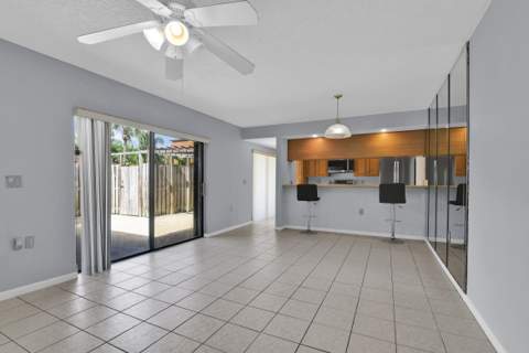 1821 18th Lane, Greenacres FL - photo 9 of 23