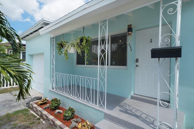 3 bedroom Single Family Residence at 2517 Rodman Street, South Hollywood Amd Plat, Hollywood — photo 3
