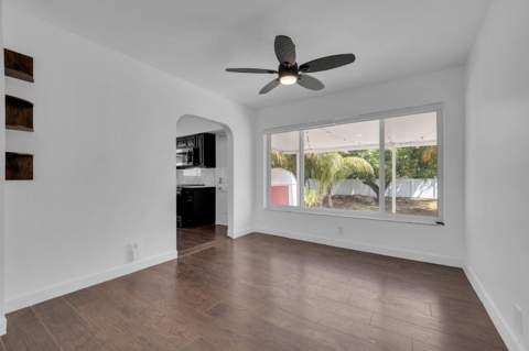 2517 Rodman Street, Hollywood FL - photo 8 of 34