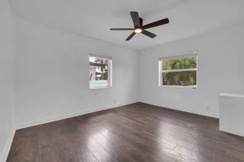 2517 Rodman Street, Hollywood FL - photo 18 of 34