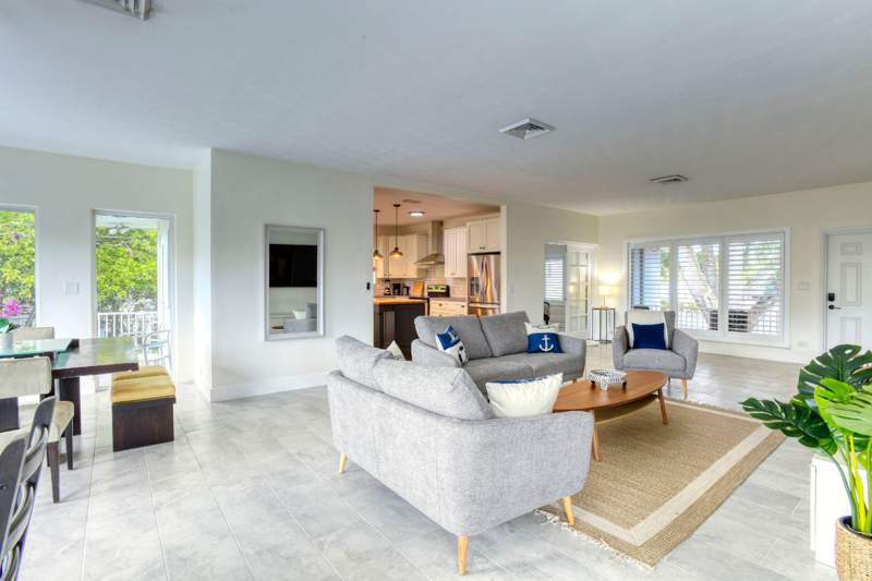 6 bedroom Single Family Residence at 600 SW 12th Street, West River Sec Croissant Park, Fort Lauderdale — photo 3