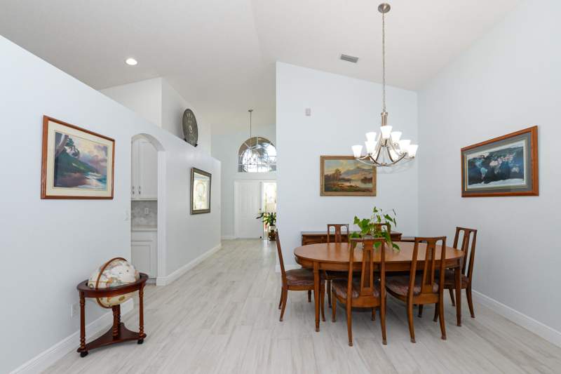 3 bedroom Single Family Residence at 1039 SE Westminster Place, Willoughby (Aka Willoughby Glen), Stuart — photo 3