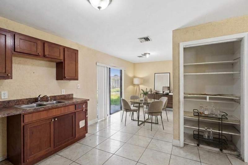 3 bedroom Single Family Residence at 6516 SW 33rd Street, Miramar Isles Sec 3, Miramar — photo 3