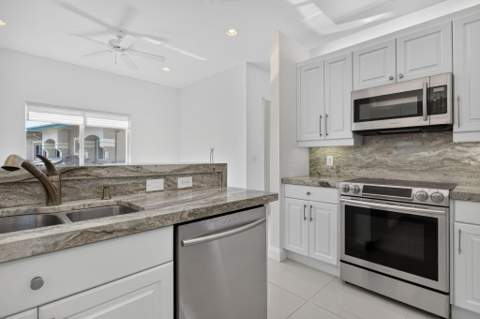 7940 Exeter Circle #201, Tamarac FL - photo 19 of 34