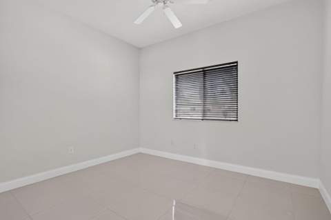 7940 Exeter Circle #201, Tamarac FL - photo 21 of 34