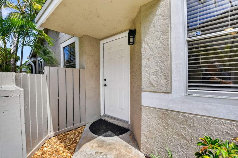 2 bedroom Villa at 1971 Discovery Circle, Discovery Pointe, Deerfield Beach — photo 5