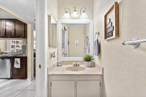 6351 Walk Circle, Boca Raton FL - photo 7 of 37