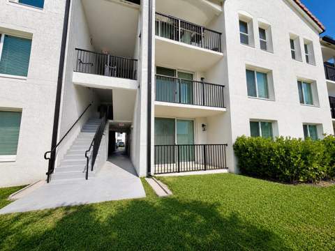 106 Villa Circle #106, Boynton Beach FL - photo 17 of 20