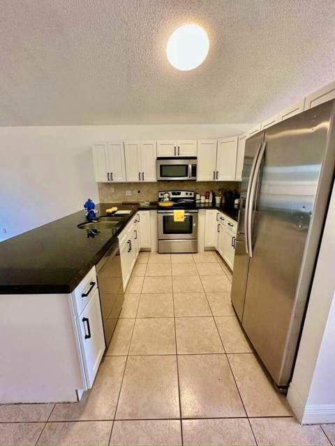 22449 Middletown Drive, Boca Raton FL - photo 10 of 22