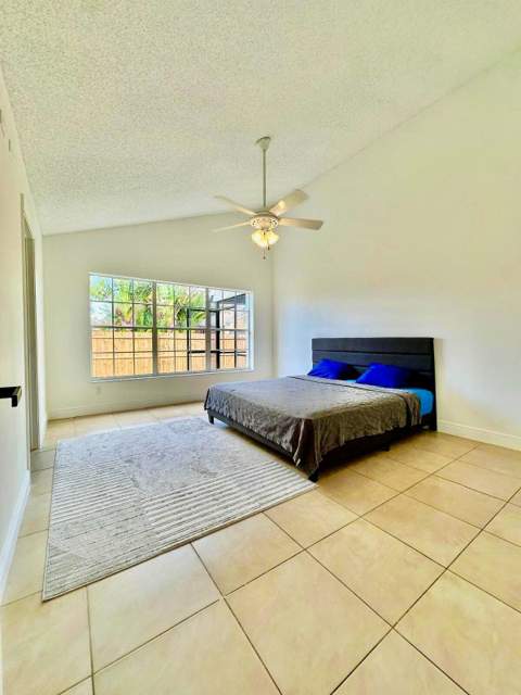 22449 Middletown Drive, Boca Raton FL - photo 11 of 22