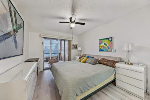 4001 Upminster J #4001, Deerfield Beach FL - photo 11 of 24