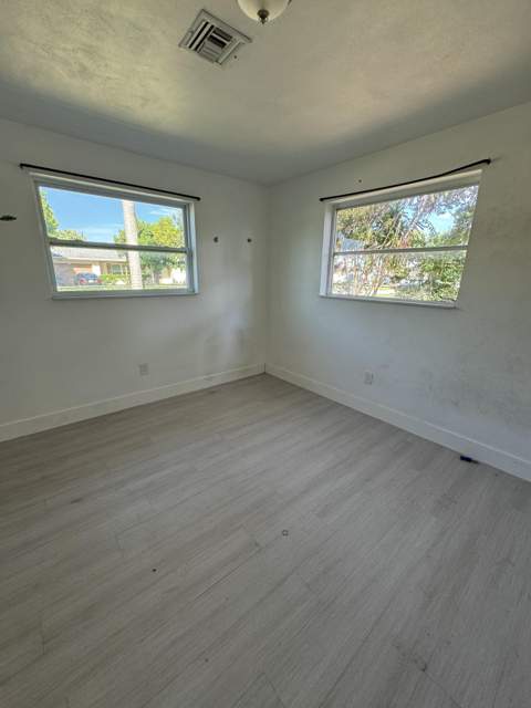 1624 Boardman Avenue, West Palm Beach FL - photo 7 of 8