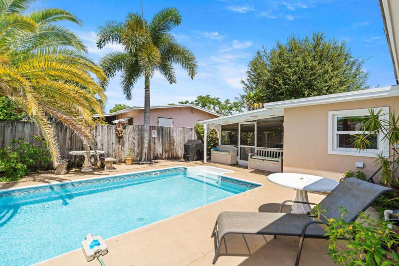 3 bedroom Single Family Residence at 916 W DUVAL Street, LANTANA HEIGHTS 6, Lantana — photo 3