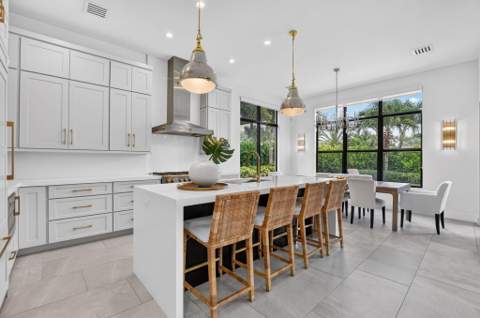 512 Lake Drive, Delray Beach FL - photo 9 of 35