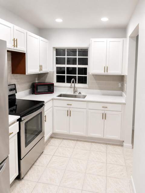 330 W 22nd Court, Riviera Beach FL - photo 7 of 7